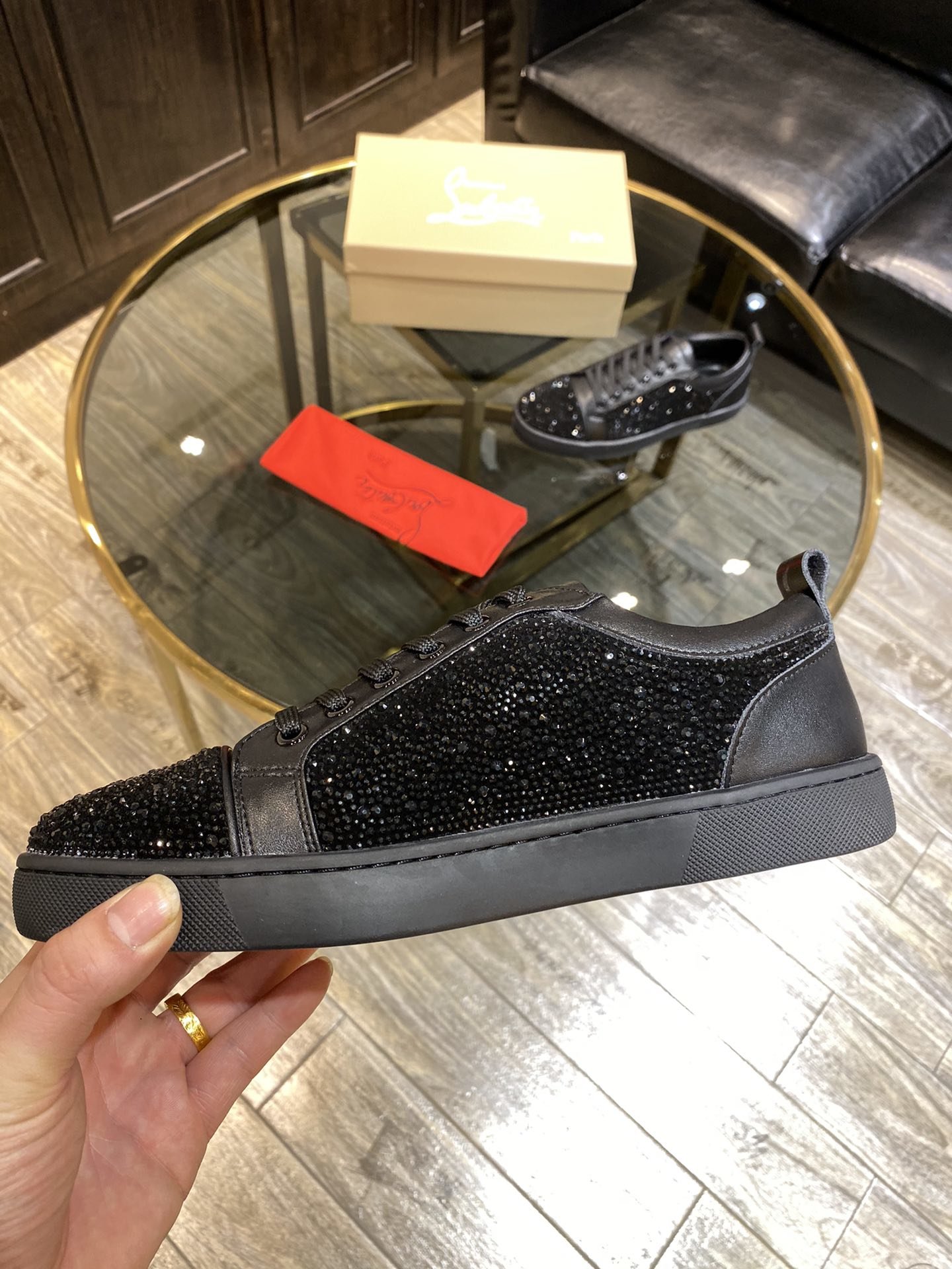 安全安いクリスチャンルブタンChristianLouboutin 靴 実物の写真 スーパーコピー必ず届く N品代引き可能国内発送後払い優良サイト